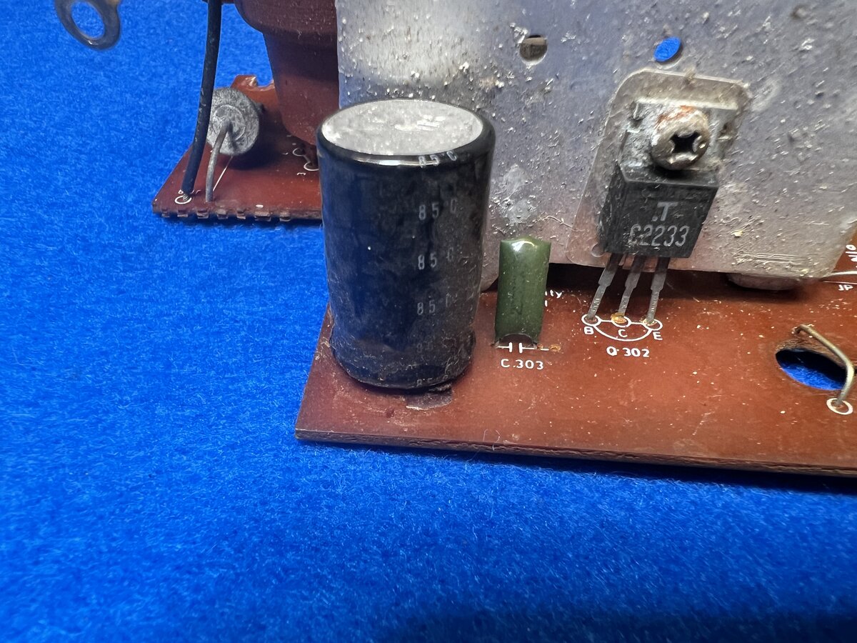 Bi-polar capacitor and transistor
