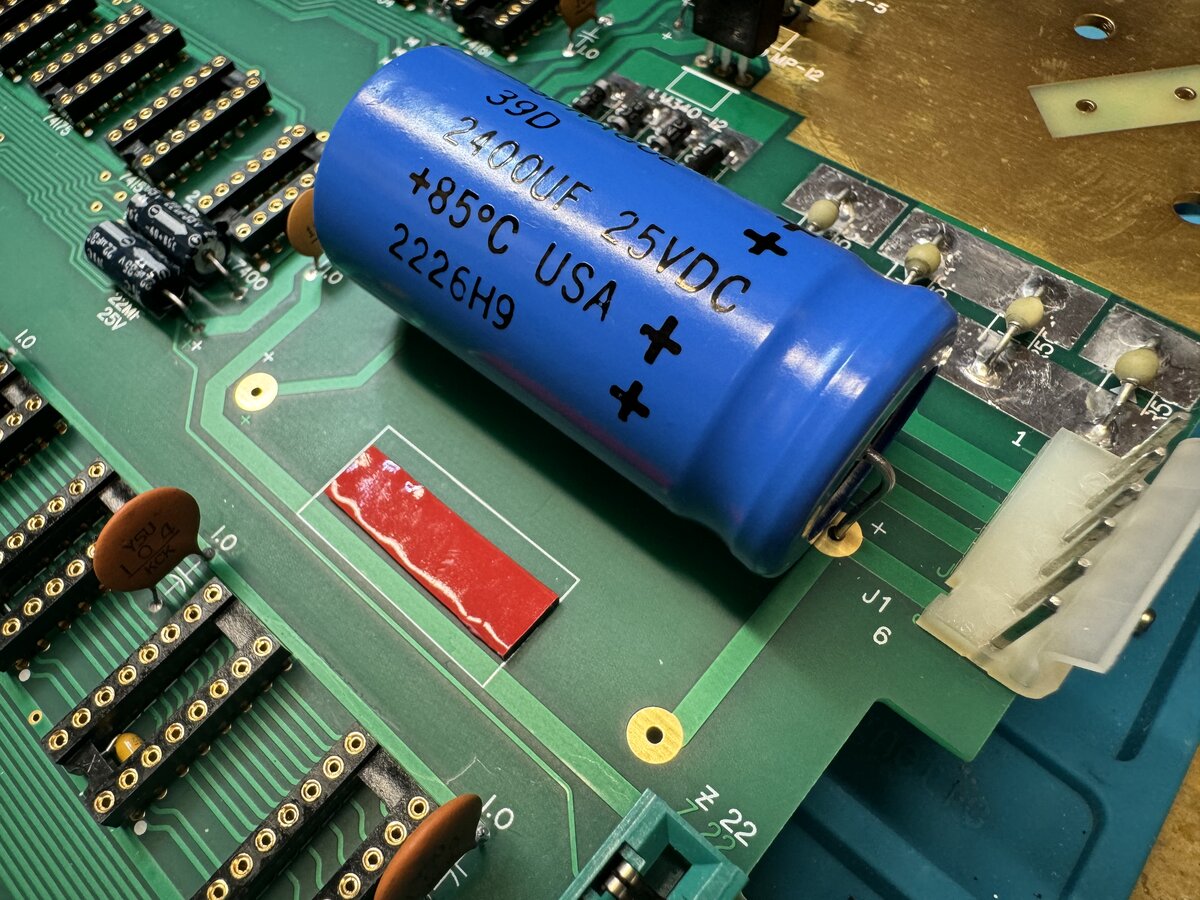 Taped capacitor