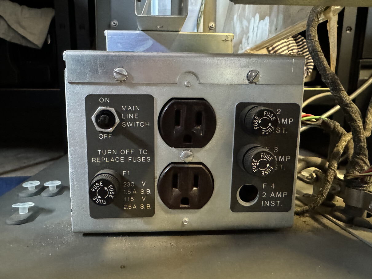 The tape console power supply