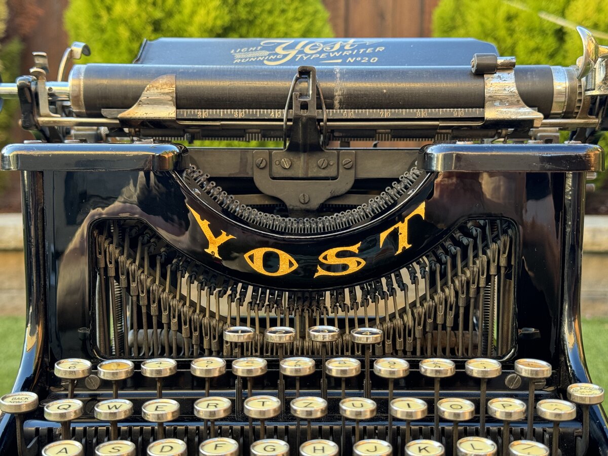 The restored Yost 20 front decal